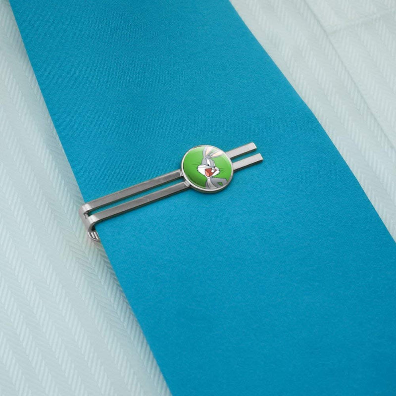 [Australia] - GRAPHICS & MORE Looney Tunes Bugs Bunny Round Tie Bar Clip Clasp Tack Silver Color Plated 