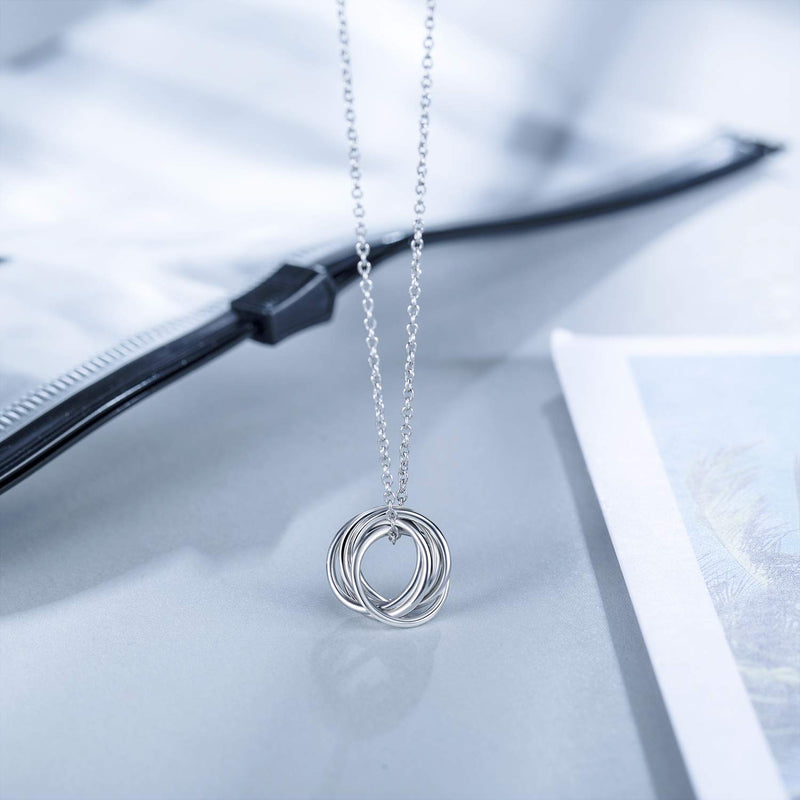 [Australia] - CHICLOVE Five Generations Necklace - Sterling Silver Necklace Gift for Grandmother, Gift for Mom Grandma Nana, Grandma, Great Grandma Gift (Five Generations Gifts) 