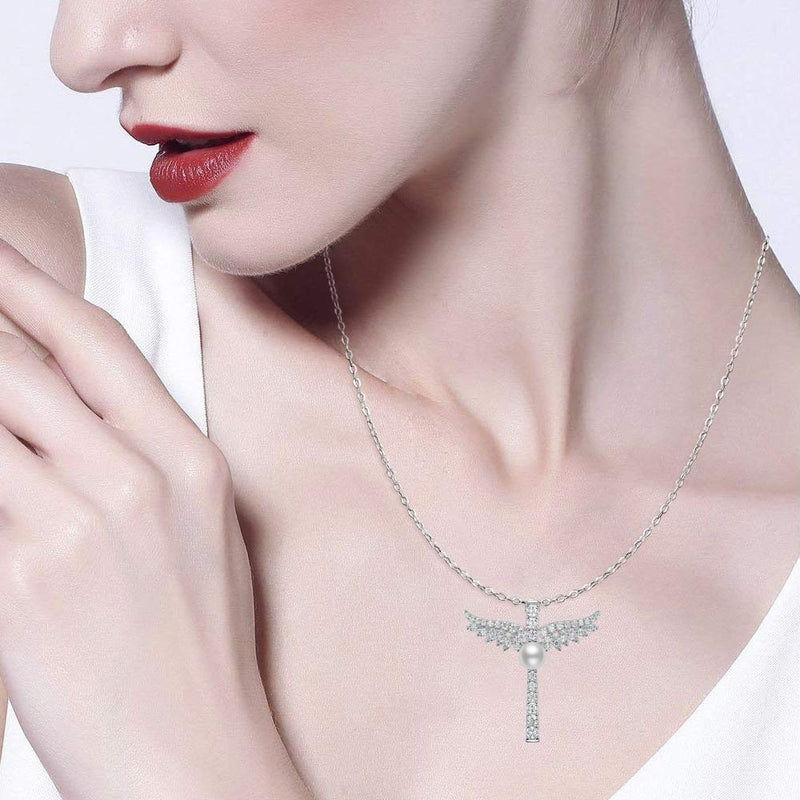 [Australia] - Re Besta June Birthstone Necklace Birthday Gifts for Women Pearl Jewelry for Mom Wife Sterling Silver Angel Wings Emerald Necklace Angel Wings White Pearl Necklace 