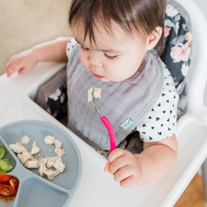 [Australia] - green sprouts Muslin Bibs Made from Organic Cotton (5 Pack)| 4 Absorbent Layers Protect from sniffles, Drips, & drools | 100% Organic Cotton Muslin, Adjustable snap Closure, Machine Washable White (5pk) 