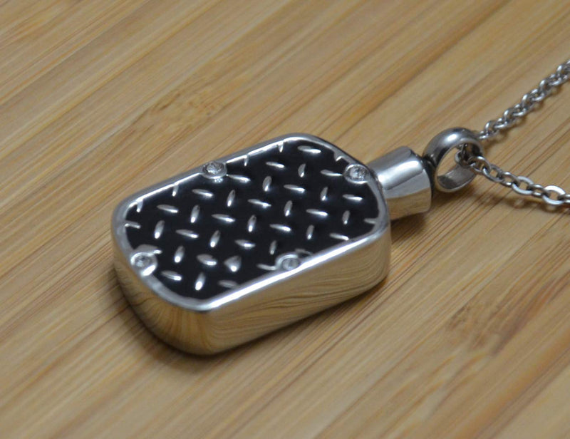 [Australia] - Heartfelt Diamond Plate Dog Tag Cremation Jewelry Necklace Urn Memorial Keepsake Pendant for Ashes with Funnel Fill Kit 