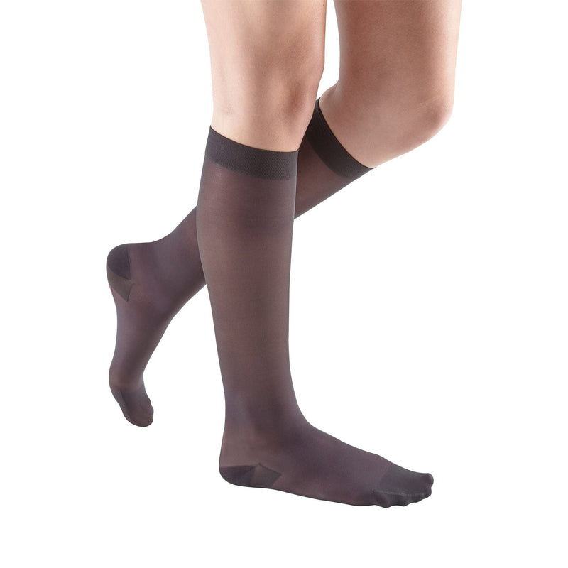 [Australia] - mediven sheer & soft for Women, 30-40 mmHg Calf High Closed Toe Compression Stockings, Natural, II-Standard 2 