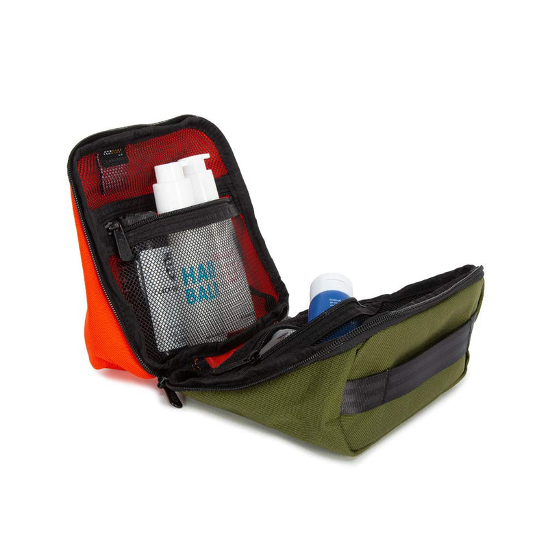 [Australia] - Manhattan Portage NEWTOWN TOILETRY CASE, Black/Black 