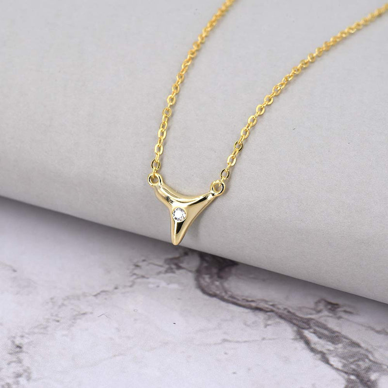 [Australia] - Lemon Grass 18K Gold Plated Sterling Silver Minimalist Shark Tooth Necklace 16 Inch 