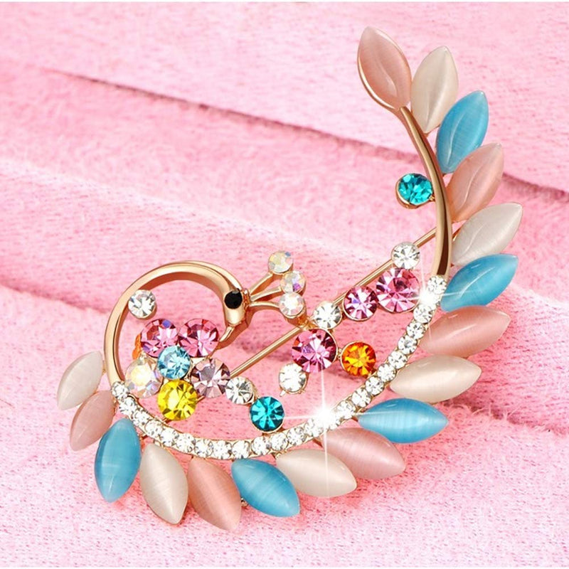 [Australia] - Peacock Animal Brooch Charm Colorful Crystal Breastpin Fashion Elegant Rhinestones Cat's Eye Brooches Pin Art Nouveau Gorgeous Peacock Breastpin Gold Tone for Women Girl Wedding/Banquet/Bouquet 