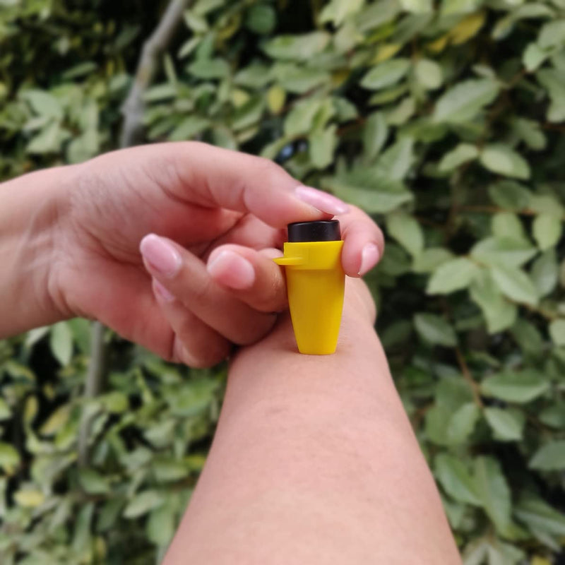 [Australia] - Mosquito Bite Relief – Fast Acting, Helps Reduce Itch, Soothes Swelling and Inflammation. A Chemical Free, Light Weight Pocket Size and Travel Freely Device. Made in EU. 