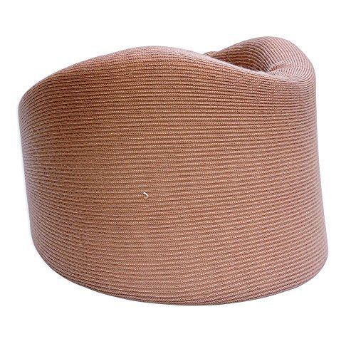 [Australia] - HealthGoodsIn - Adjustable Soft Full Foam Cervical Collar | Neck Brace | For Neck Support | Vertebrae Support | Relieves Pain | Reduces Pressure From the Spine (Small Size) Small 