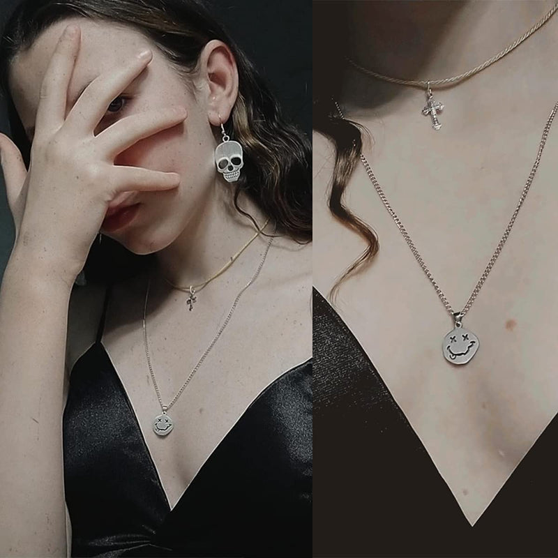 [Australia] - Smiley Face Pendant Necklace Egirl Punk Irregular Funny Smile Necklaces For Women Men Girls Goth Hip Hop Clavicle Chain 