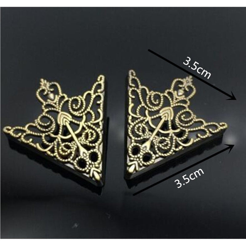 [Australia] - 2Pair Brooches Accessories Palace Retro Hollow Pattern Shirt Collar Brooch Buckle Angle Triangle 