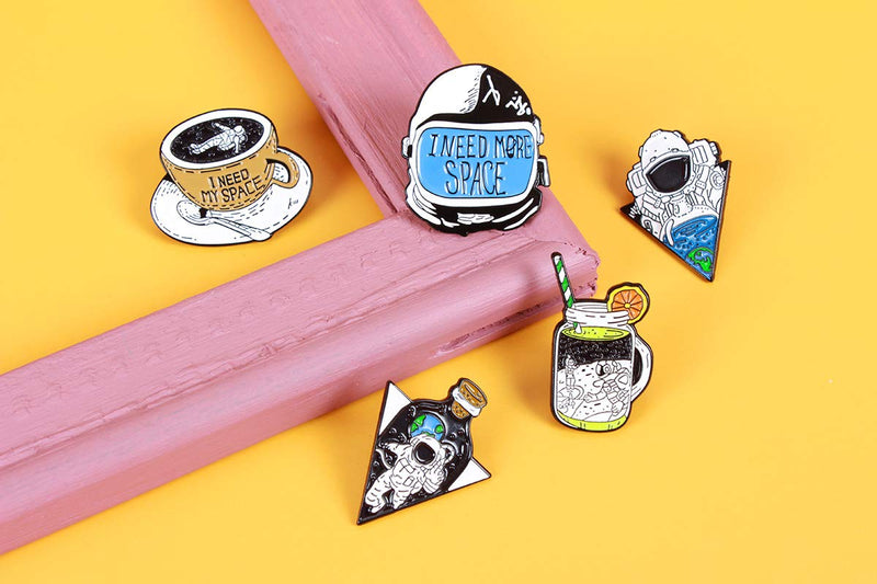 [Australia] - Cute Unique Enamel Pin Set - Novelty Art Enamel Lapel Pin Set - Funny Cartoon Enamel Brooch Pin Pack For Girls Boys Women Men F-Astronaut pins-5pcs 