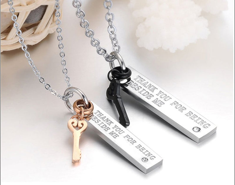 [Australia] - U365 Matching Couples Necklace His & Her Titanium Steel Eternal Love Promise Pendant Set for Men Women 21.6 Inches KEY TO HEART 