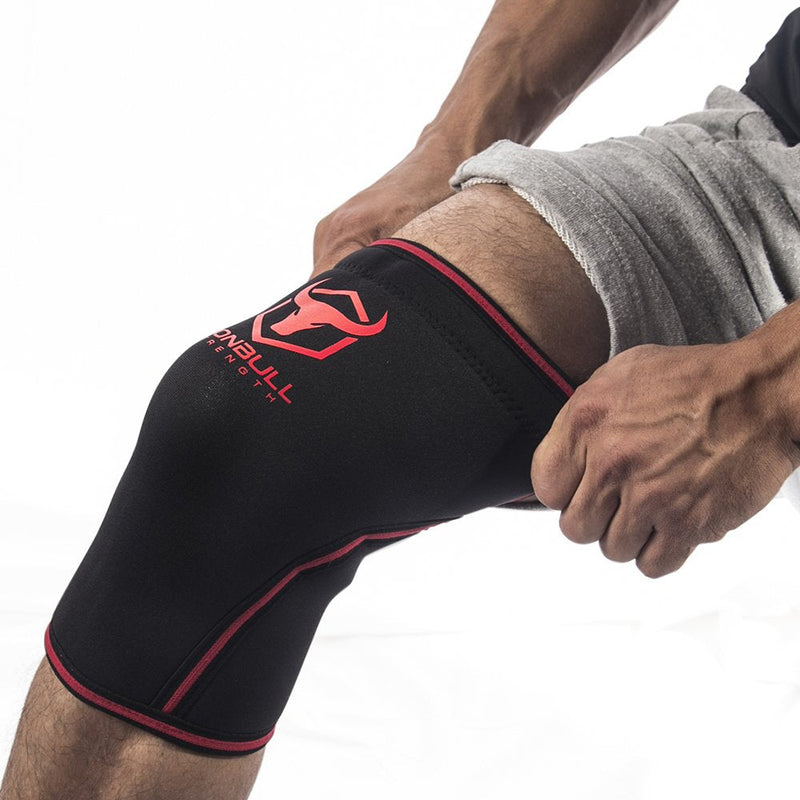 [Australia] - Knee Sleeves 7mm (1 Pair) - High Performance Knee Sleeve Support For Weight Lifting, Cross Training & Powerlifting - Best Knee Wraps & Straps Compression - For Men and Women Black/Red Medium 