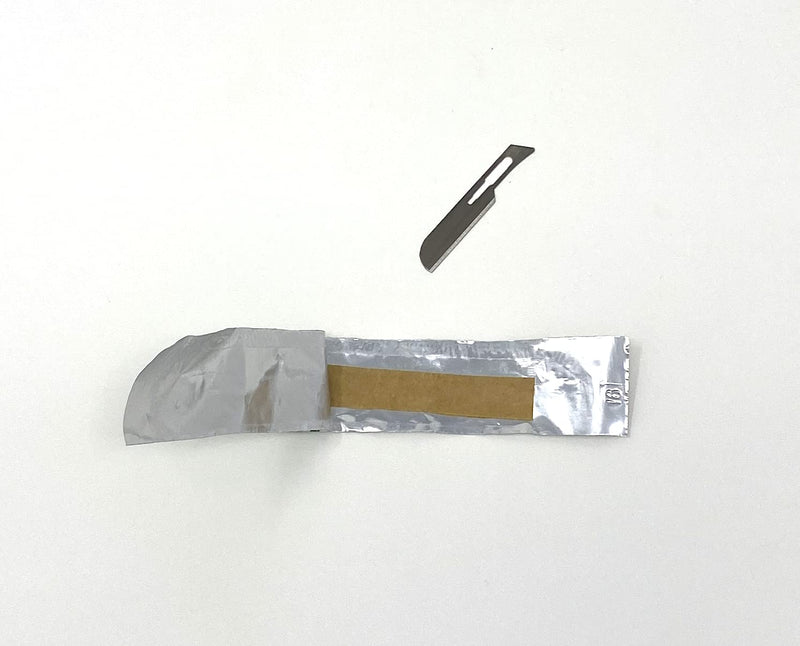[Australia] - Disposable Surgical Scalpel Blades Sterile High Grade Carbon Steel 2.1% 10xx Individually Foil Wrapped by P&P MEDICAL SURGICAL Size 16 Box of 100 