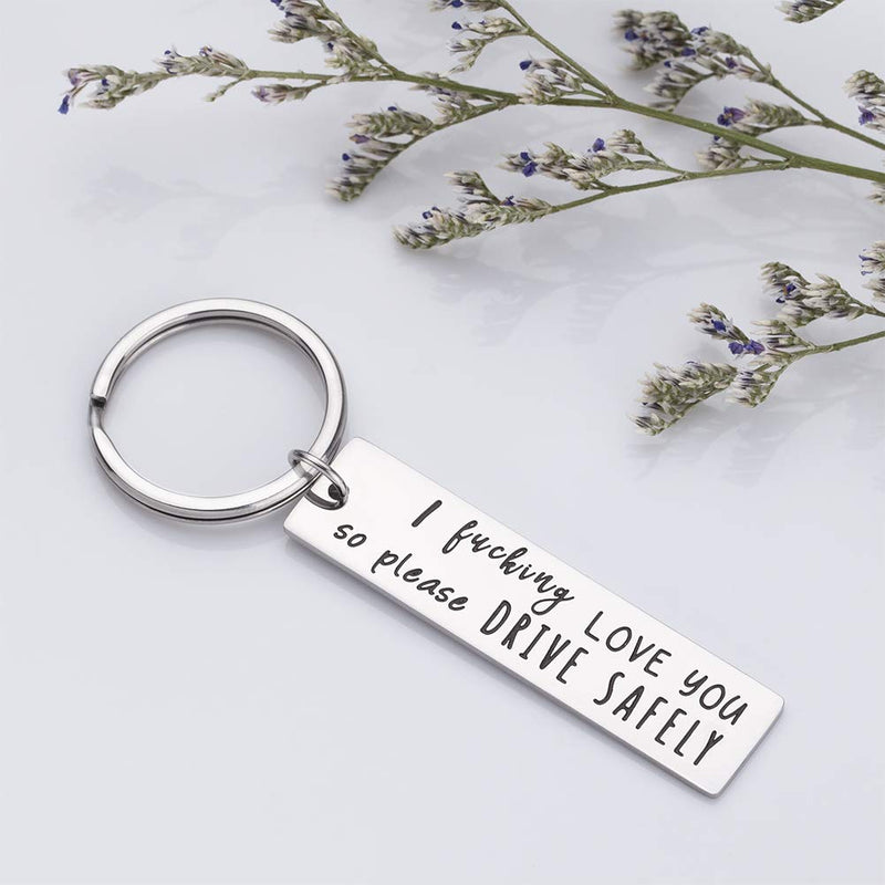 [Australia] - Father's Day Gifts Drive Safe Keychain Boyfriend Gifts for Husband Dad I Love You Gifts Birthday Gifts Key Ring Rectangle Gift New Driver Trucker Gifts for Him Men 