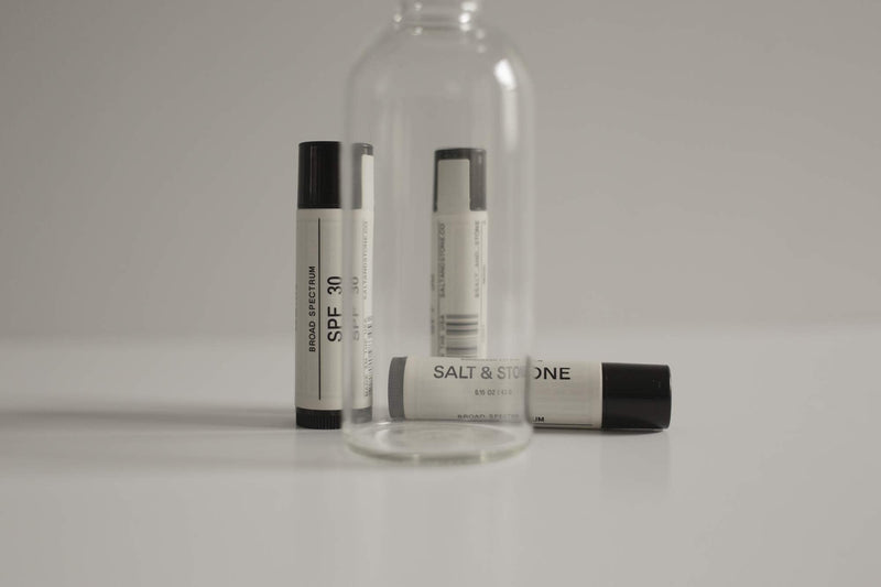 [Australia] - Salt & Stone SPF 30 Mineral Broad Spectrum Organic Lip Balm - Natural Moisturizer Heals chapped & dry lips - Reef Safe UVB & UBA protects - Water resistant (4.3g), SS005 