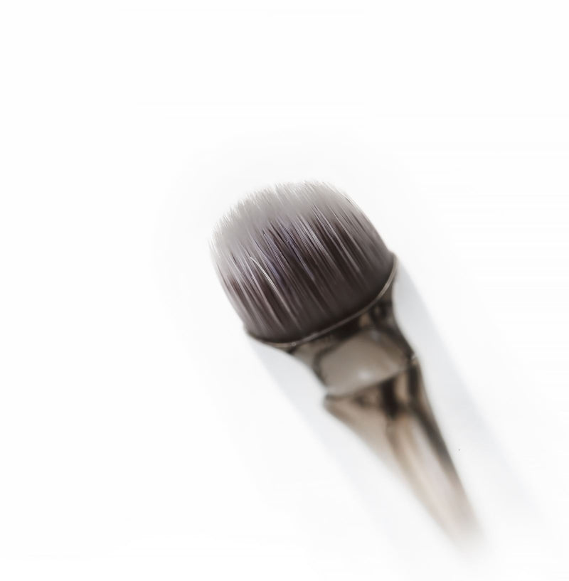 [Australia] - Nanshy Lip Makeup Brush with Lid better than Retractable use for Lipstick Liner Gloss (Black Handle, Chrome Silver Cap) Vegan Cruelty-Free Chrome,Silver 