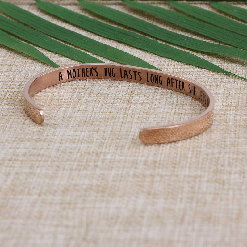 [Australia] - Joycuff Motivational Bracelet for Women Cuff Bangle Stainless Steel Open Engraved Inspirational Jewelry A mother's hug lasts long after she lets go 