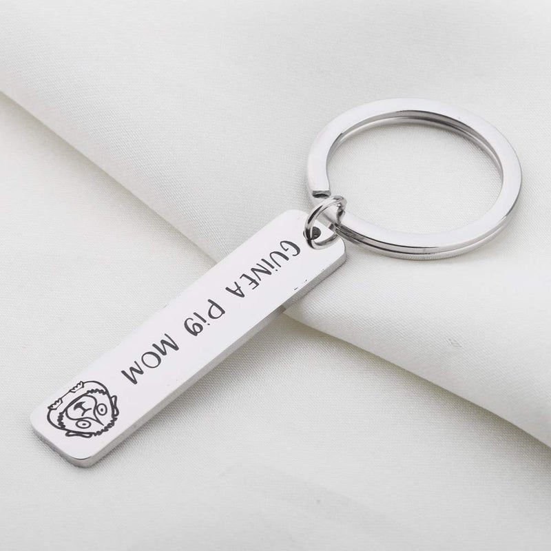 [Australia] - KUIYAI Guinea Pig Mom Keychain Cute Cavy Keyring Funny Guinea Pig Lover Gift Guinea Pig Keychain 