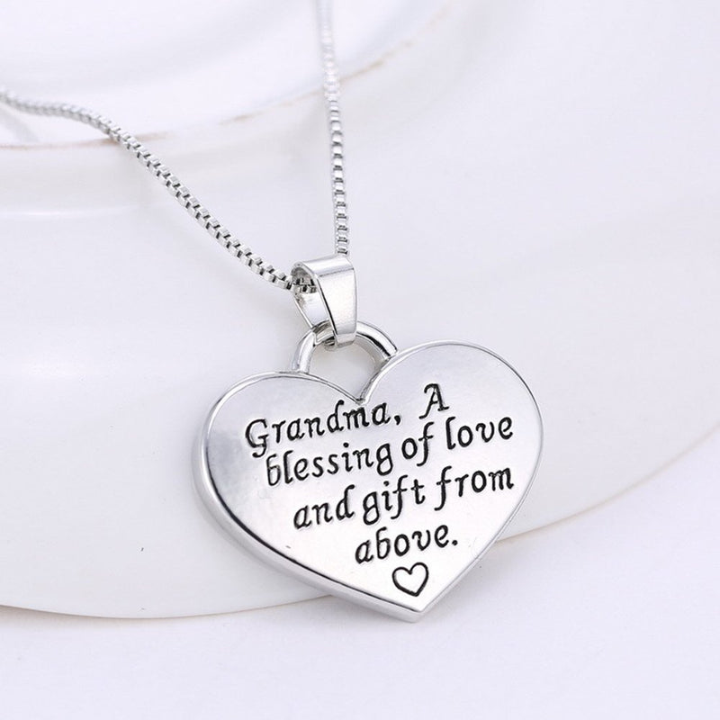 [Australia] - MagicW Gift for Grandma Heart Pendant Necklace Grandma A Blessing of Love and Gift from Above Grandma Charm Necklace from Granddaughter 