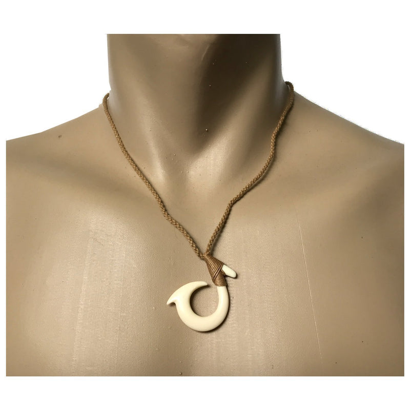 [Australia] - Hawaiian Jewelry Hand Carved Round Fish Hook White Buffalo Bone Hawaii Necklace 