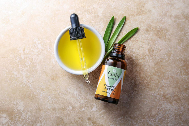 [Australia] - Fushi Biovedic Radiance Face Oil 30ml | Fresh Pressed | Ayurvedic Herb Manjisthta, Kalahari Melon Seed & Raspberry Seed | Best for Dull Skin, Fine Lines & Dry Skin Relief | Manufactured in The UK 