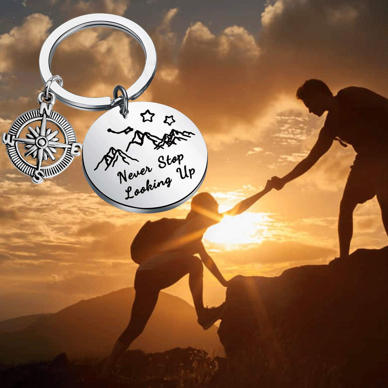 [Australia] - WSNANG Adventure Gift Never Stop Looking Up Keychain Mountains Keychain Outdoor Lovers Mountains Gift for Hiker Backpacker Nature Lover 