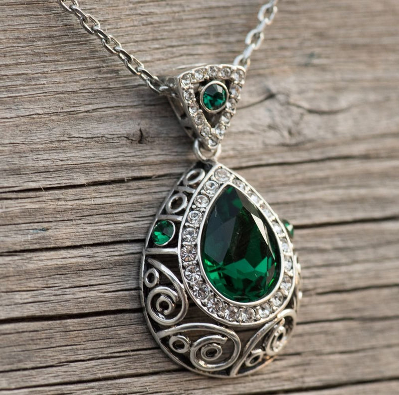 [Australia] - Leafael [Presented by Miss New York] Teardrop Filigree Vintage Style Jewelry Set Earrings Pendant Necklace Made with Premium Crystals, Silver-Tone, 18" + 2", Nickel/Lead Box Dark Green Crystal/Silver-tone Chain 