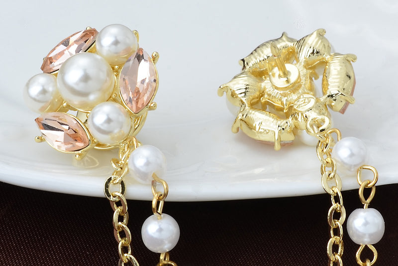 [Australia] - OBONNIE Champagne Tone Crystal Pearl Daisy Flower Brooches Pins with Pearl Chain Tassel Sweater Guard Clip Pin 