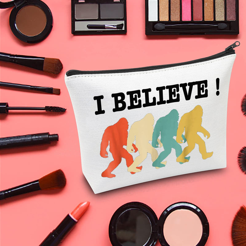 [Australia] - LEVLO Bigfoot Graphic Cosmetic Make Up Bag Finding Bigfoot Gift I Believe Makeup Zipper Pouch Bag For Bigfoot Fans, I Believe, 