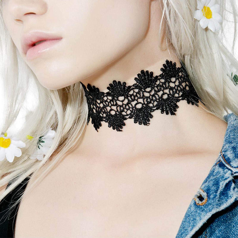 [Australia] - YienDoo Lace Choker Necklace Hollow Scallop Shaped Tattoo Stretch Elastic Lace Necklace Fashion Jewelry Accessories for Women and Girls (Black) Black 