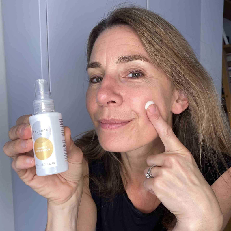 [Australia] - Balance Me Vitamin C Repair Serum ‚Äì With Hyaluronic Acid - Reduce Age Spots & Hyperpigmentation ‚Äì Anti-Ageing & Hydrating‚ÄØFace Serum‚ÄØ‚Äì 100% Natural ‚Äì Vegan & Cruelty Free ‚Äì Made‚ÄØin‚ÄØUK ‚Äì 30ml 1BM128-30 