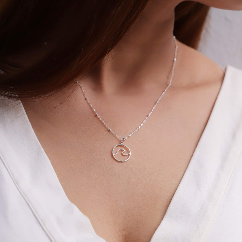 [Australia] - Boma Jewelry Sterling Silver Wave Water Element Circle Round Pendant Necklace, 18 Inches 