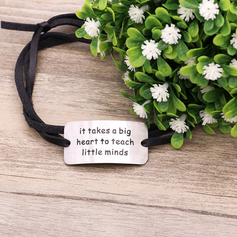 [Australia] - Melix Home Teacher Appreciation Gifts Neccklace It Takes A Big Heart to Teach Little Minds Graduation Gift White 