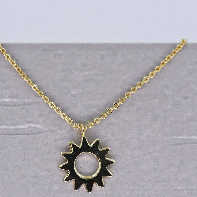 [Australia] - DELLA MODA Gold Sun Pendant Necklace | 16 Inch | 18k Gold Plated Hypoallergenic Brass 