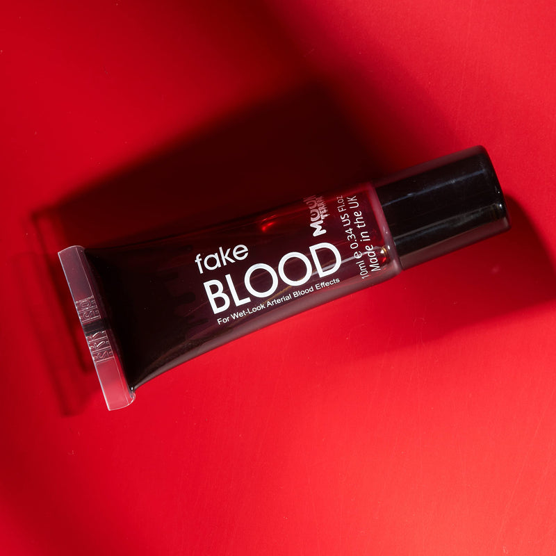 [Australia] - Moon Terror Halloween Fake Blood With Applicator | 10ml | Premium Quality | Made in the UK & Cosmetically Certified | 100% Safe & Easy To Use | Vegan & Cruelty free 