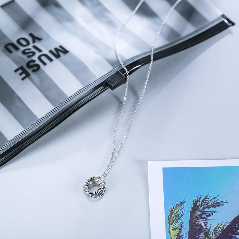 [Australia] - CHICLOVE Five Generations Necklace - Sterling Silver Necklace Gift for Grandmother, Gift for Mom Grandma Nana, Grandma, Great Grandma Gift (Five Generations Gifts) 