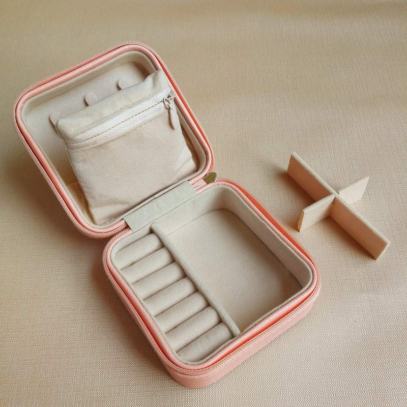 [Australia] - HerFav Travel Jewelry Organizer, Small Jewelry Box Mini Portable Jewelry Case for Rings Earrings & Necklace for Women Girls (Pink) 