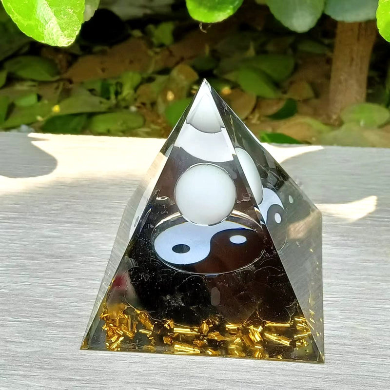 [Australia] - ycyingcheng Pyramid Ogan Crystal Energy Tower Nature Reiki Chakra Crushed Stone, Negative Energy Remover Blessing Home Office Feng Shui Tai Chi Ornaments, Healing Crystal, 6cm 03 