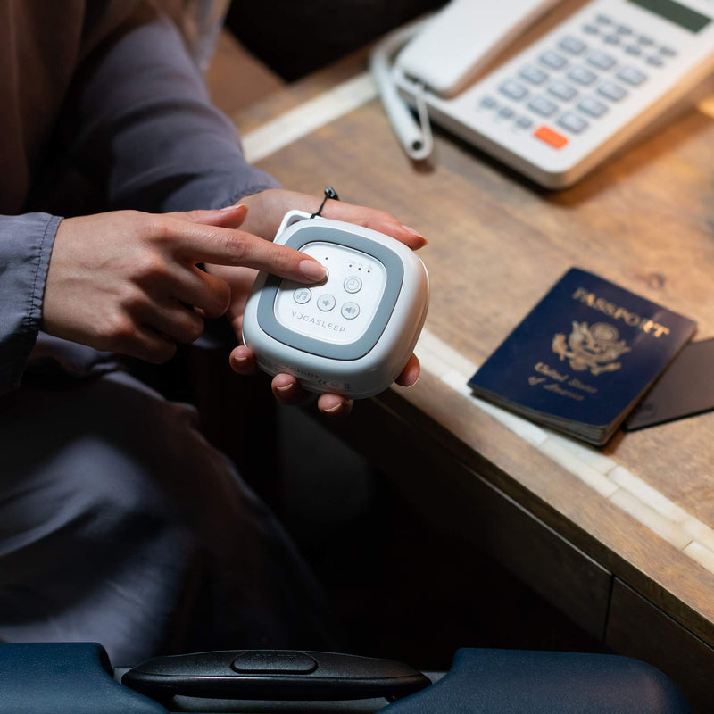 [Australia] - Yogasleep Travelcube Portable Sound Machine with Timer Sound Machine for Travel, Office Privacy, Sleep Aid for Adults & Baby Grey 