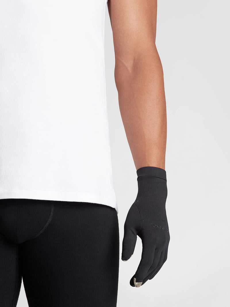 [Australia] - Tommie Copper Unisex Core Compression Full Finger Gloves Medium 