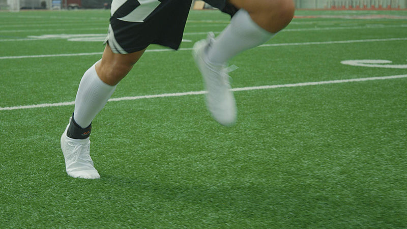 [Australia] - McDavid MD4311-01-34 Stealth Ankle Brace w/Flex-Support Stays for Cleats L Large 