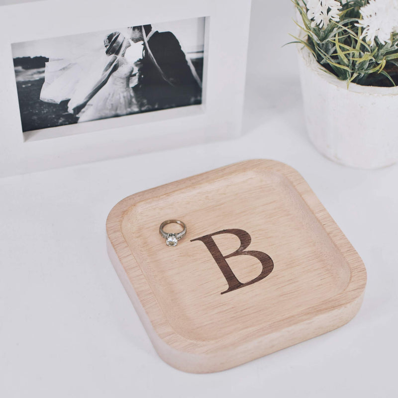 [Australia] - Solid Wood Personalized Initial Letter Jewelry Display Tray Decorative Trinket Dish Gifts For Rings Earrings Necklaces Bracelet Watch Holder (6"x6" Sq Natural "B") ุ6"x6" Sq Natural "B" 