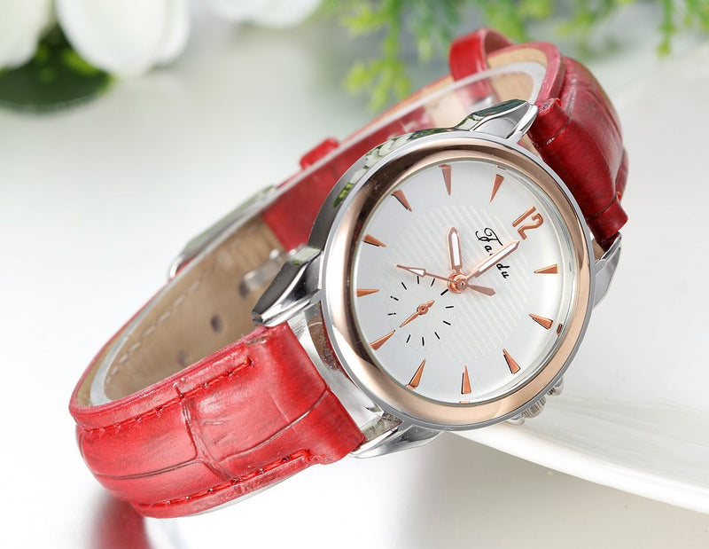 [Australia] - JewelryWe Women Wrist Watch, Display with Number, Leather, Chain Colour: Red Display Colour: White 