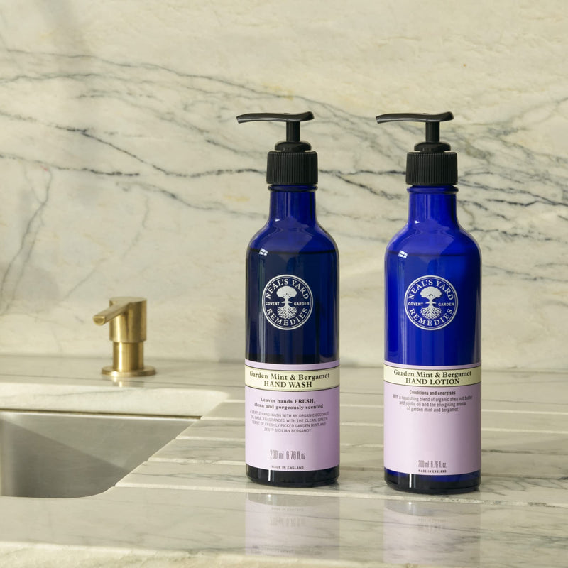 [Australia] - Neal's Yard Remedies Garden Mint & Bergamot Hand Lotion | Invigorating Organic Oils | 200ml 