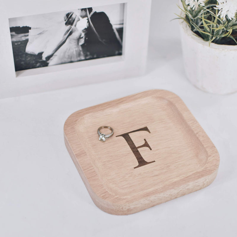 [Australia] - Solid Wood Personalized Initial Letter Jewelry Display Tray Decorative Trinket Dish Gifts For Rings Earrings Necklaces Bracelet Watch Holder (6"x6" Sq Natural "F") ุ6"x6" Sq Natural "F" 