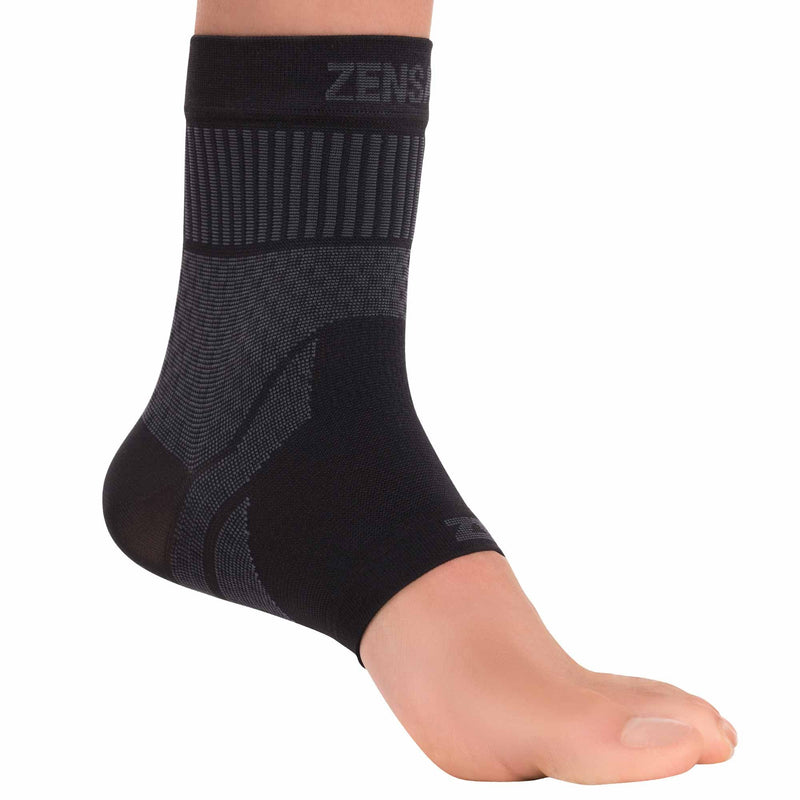 [Australia] - Zensah Ankle Support - Compression Ankle Brace - Great for Running, Soccer, Volleyball, Sports - Ankle Sleeve Helps Sprains, Tendonitis, Pain Small Black 