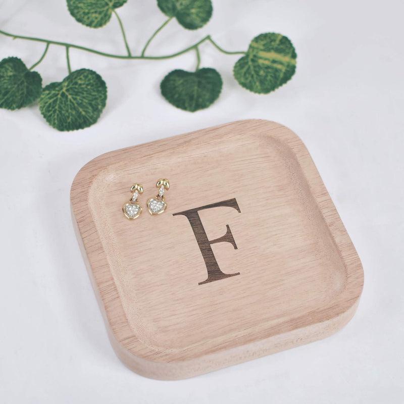 [Australia] - Solid Wood Personalized Initial Letter Jewelry Display Tray Decorative Trinket Dish Gifts For Rings Earrings Necklaces Bracelet Watch Holder (6"x6" Sq Natural "F") ุ6"x6" Sq Natural "F" 