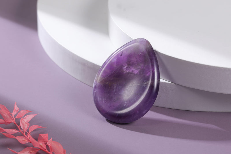 [Australia] - JSDDE Natural Healing Crystal Thumb Worry Stone - Smooth Pocket Palm Gemstone, Anxiety Stress Relieve (Amethyst) 