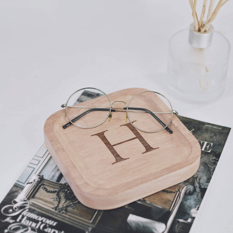 [Australia] - Solid Wood Personalized Initial Letter Jewelry Display Tray Decorative Trinket Dish Gifts For Rings Earrings Necklaces Bracelet Watch Holder (6"x6" Sq Natural "H") ุ6"x6" Sq Natural "H" 