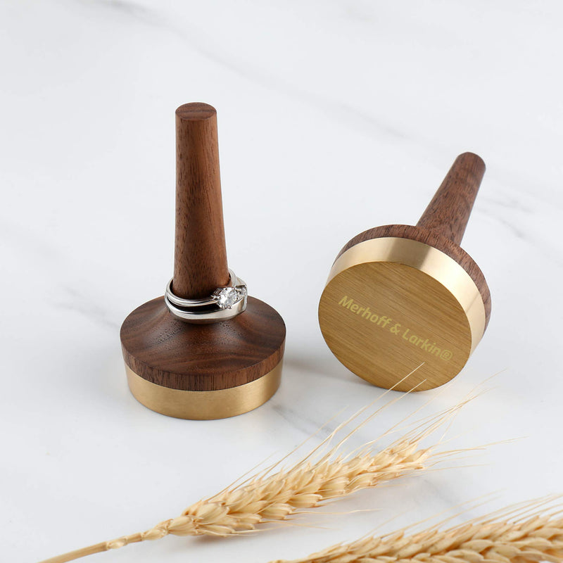 [Australia] - Wooden Ring Holder For Jewelry | 1 Piece | Black Walnut Wood & Brass Stand | Perfect Gift For Men & Women, Engagement, Wedding & Anniversary | Him & Her Rings Modern Display | Fits Any Band Size 00 Up 